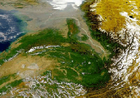 Satellietfoto van een rivier
